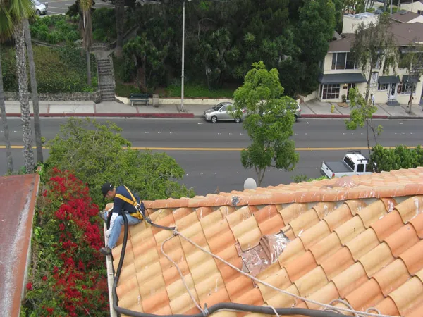 Tile roof cleaning project