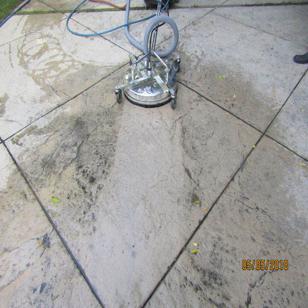 Driveway Cleaning-Driveway Pressure Washing